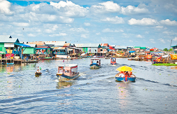 Chong kneas floating village